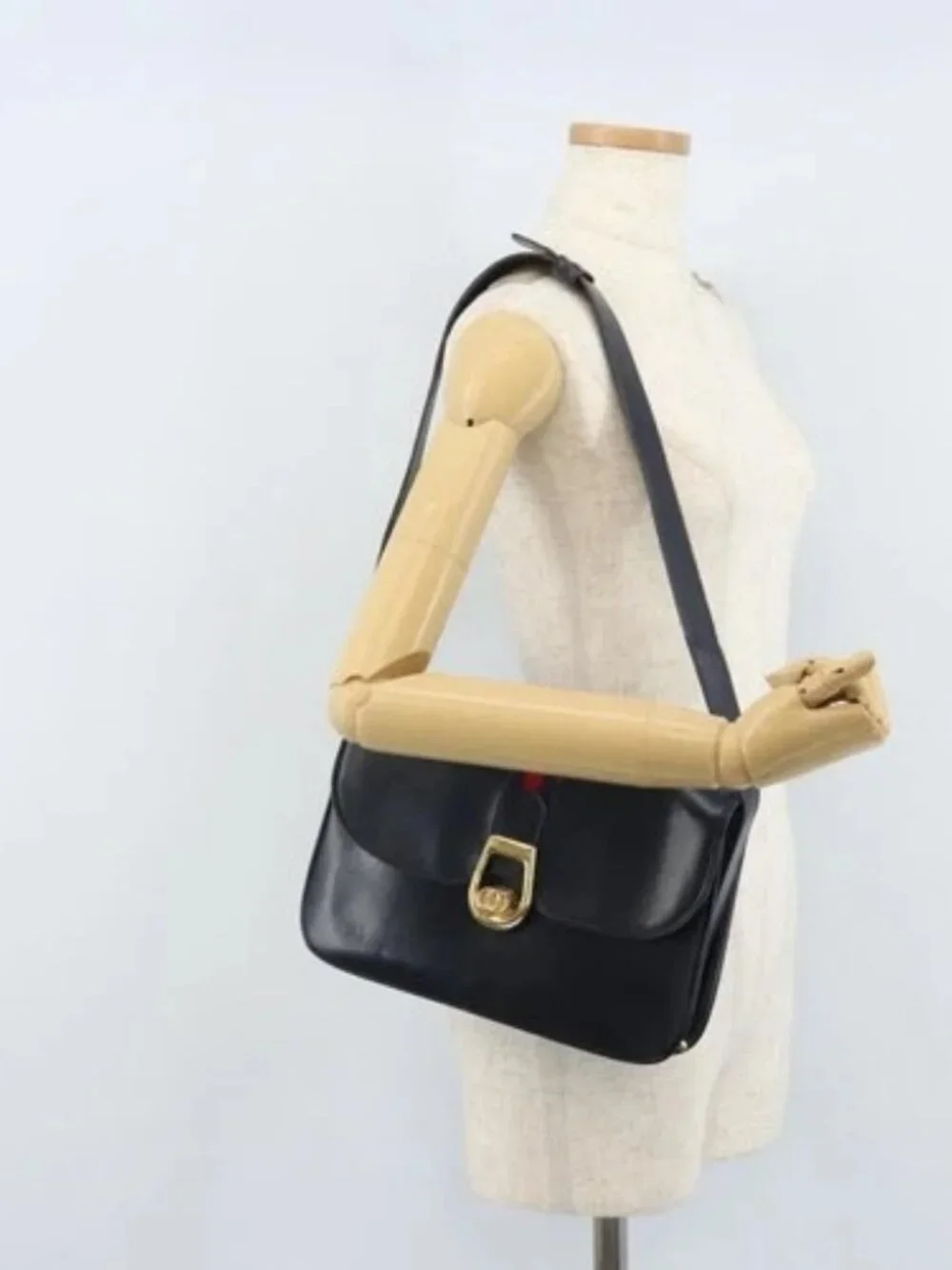 GUCCI Sherry Line Shoulder Bag Leather Navy Gold Auth BAZ198A